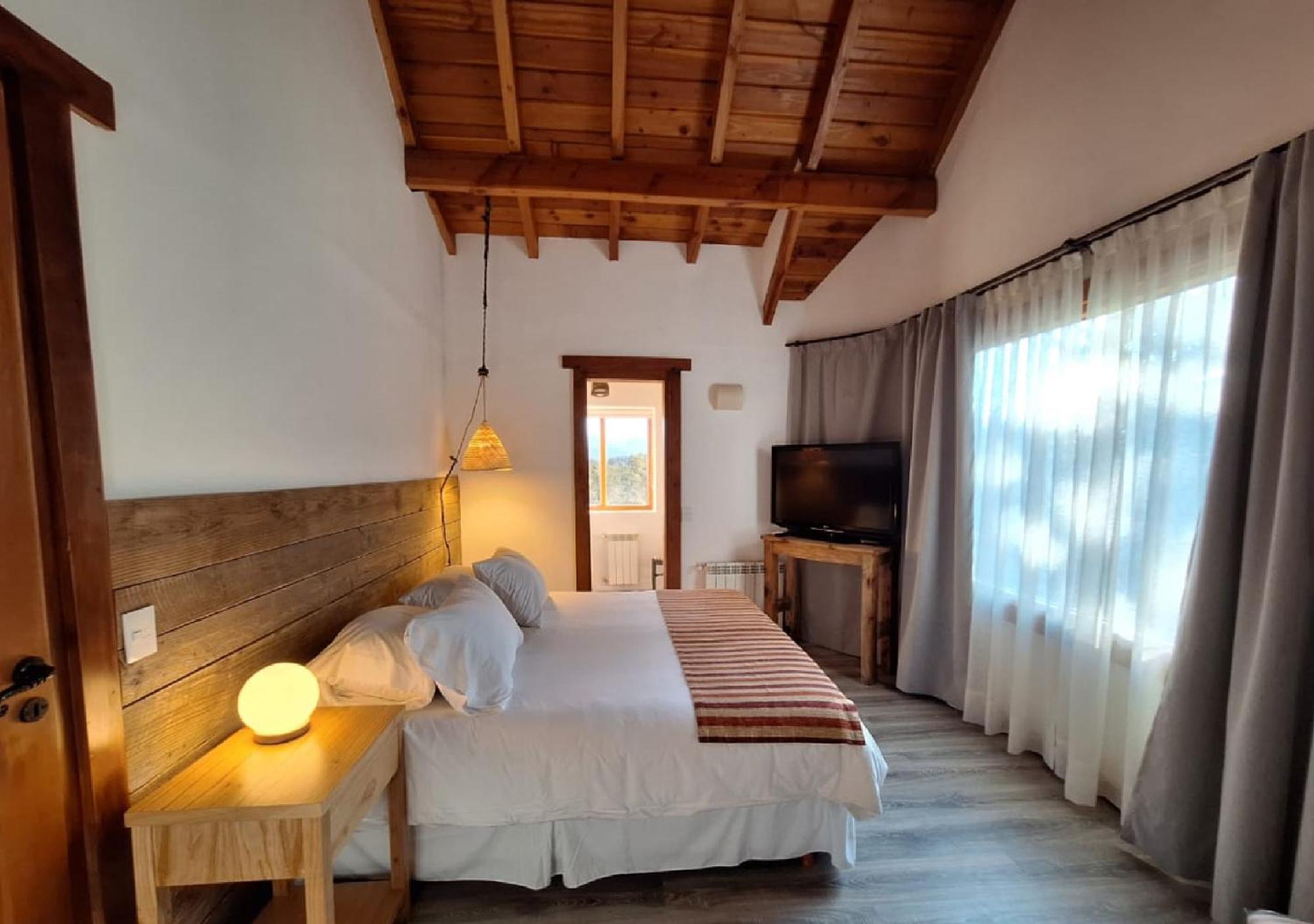 El Bosque By Dot Tradition Villa La Angostura Exterior photo