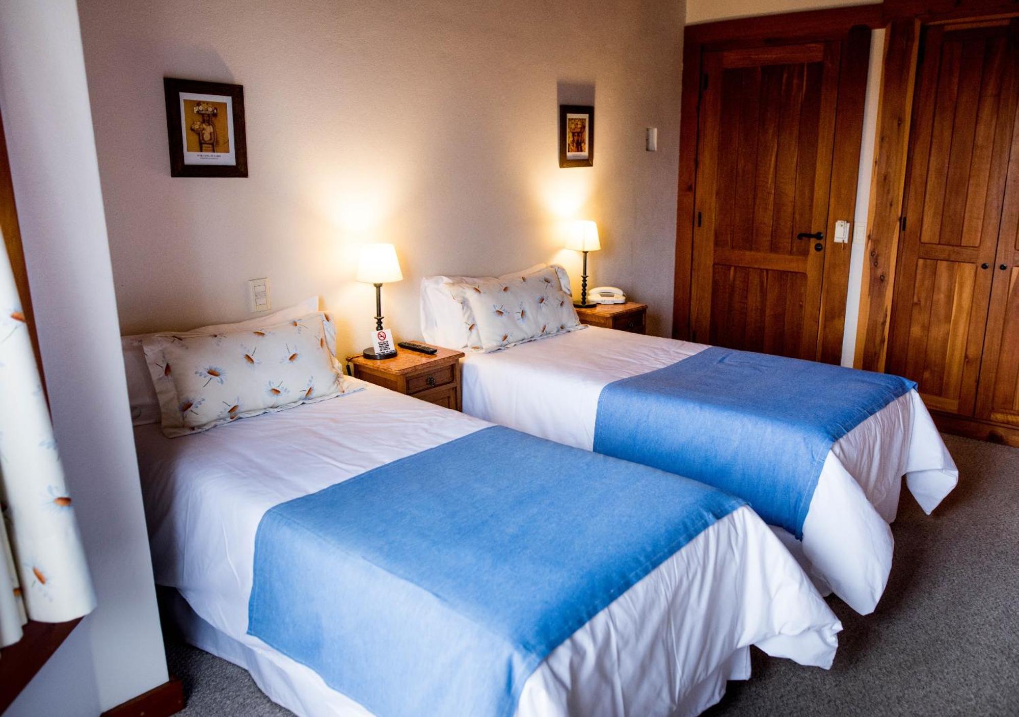 El Bosque By Dot Tradition Villa La Angostura Room photo